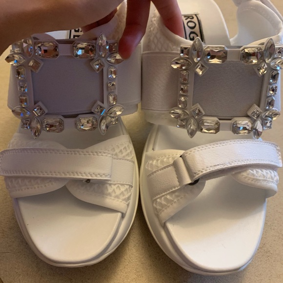 White Roger Vivier sandals - Picture 2 of 3